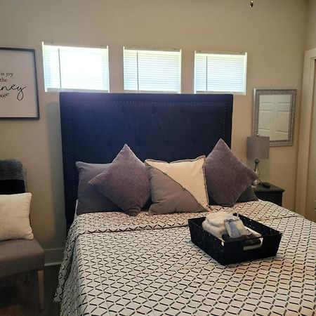 Spacious Townhouse Minutes From Downtown Sa. San Antonio Bagian luar foto